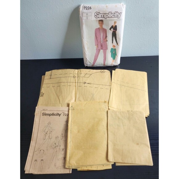 Simplicity 7226 Jacket Top Pants Skirt Coordinates Pattern Size 14 Uncut - Picture 2 of 3